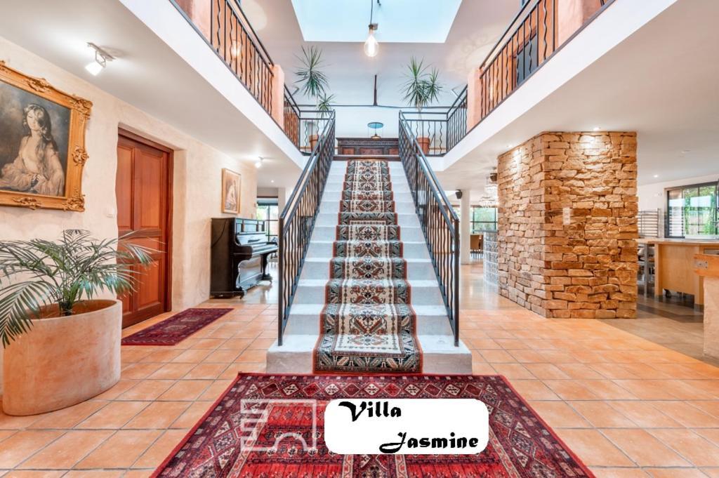 Somptueuse Villa Jasmine Saint-Meen-le-Grand ภายนอก รูปภาพ